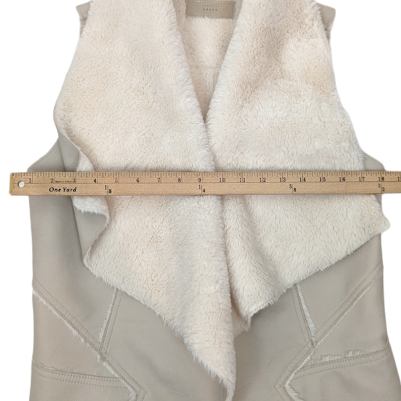 Blank NYC Drape Front Faux Shearling Vegan Leather Vest Ivory Beige - Picture 9 of 10